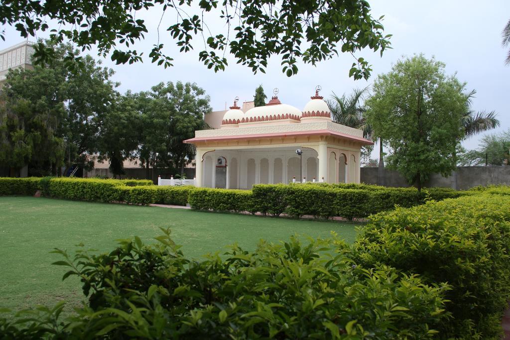 Juesta Rajputana Resort & Convention Centre, Udaipur Exterior photo