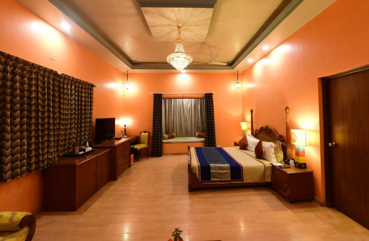 Juesta Rajputana Resort & Convention Centre, Udaipur Exterior photo